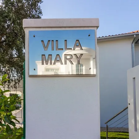 Mary Pensionat *